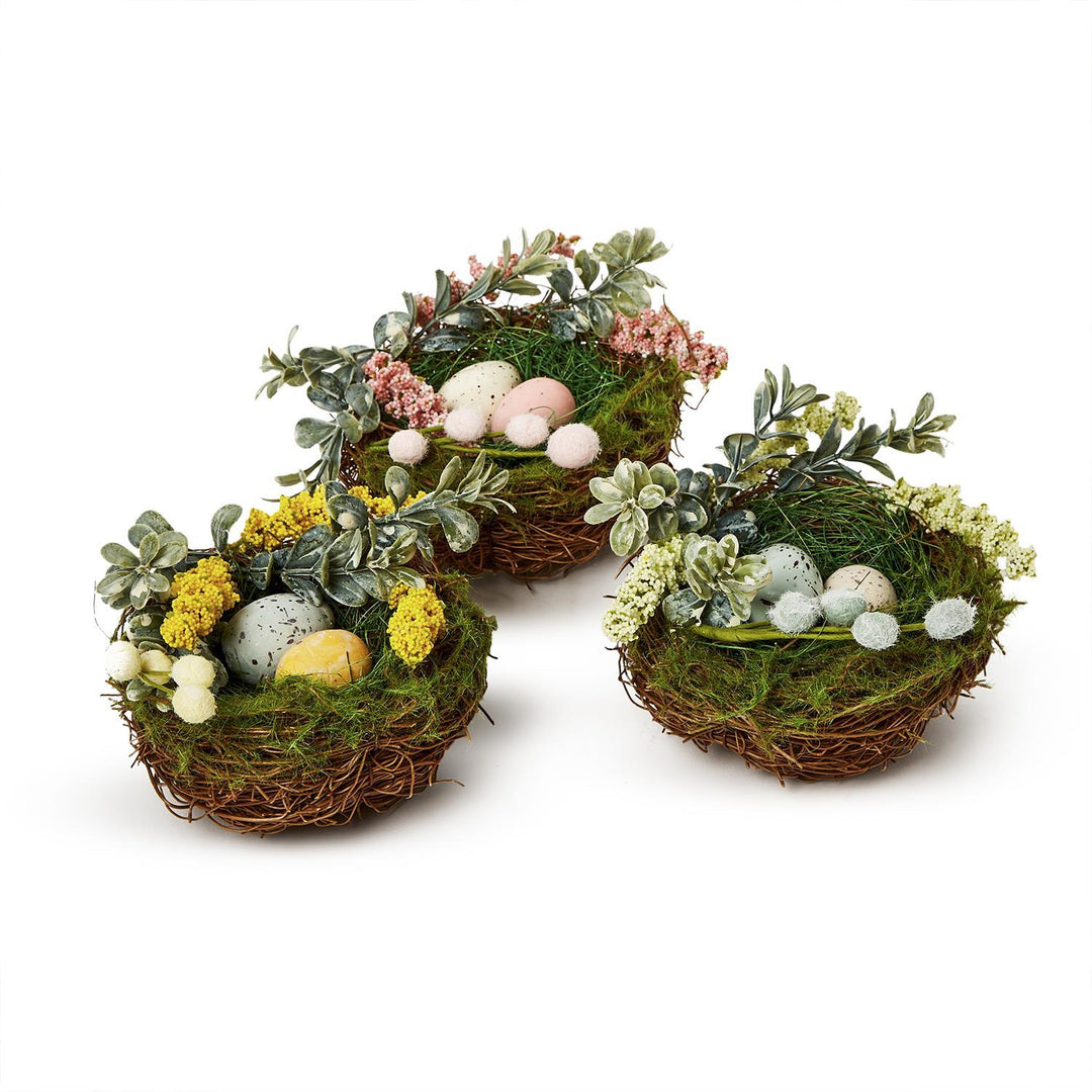 Nest w/Eggs & Flowers