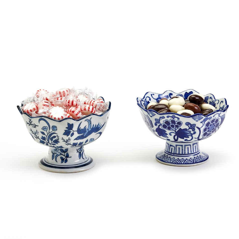 Blue/White Scalloped Edge Bowl